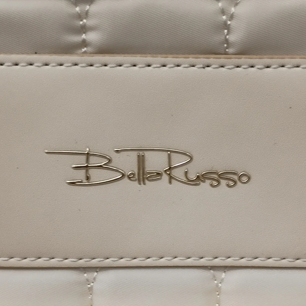 NWT Bella Russo Cream Ivory Quilted 17.7